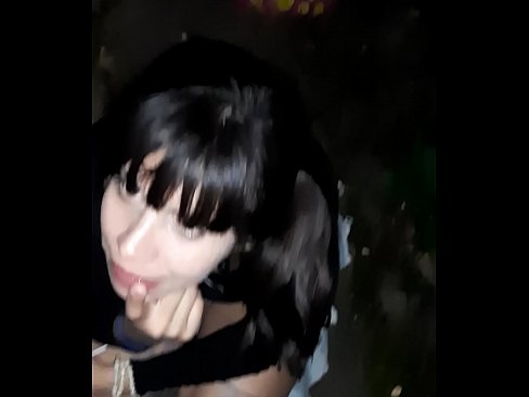 ❤️ Sokakta şeker karşılığında şişmiş penis ❤ Rus pornosu bizde